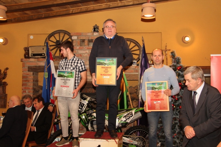 Moto klub Požega Promet proglašen najboljim klubom, a Matej Jaroš najboljim vozačem super crossa u 2019. godini u izboru Hrvatskog motociklističkog saveza