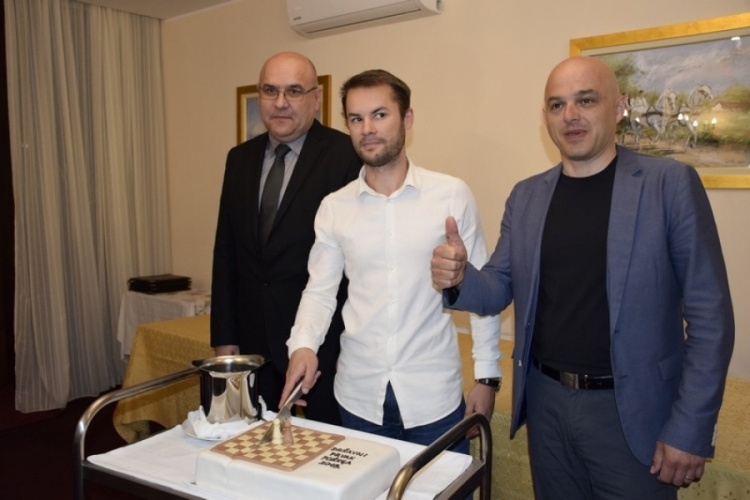 Ivan Šarić osvojio naslov prvaka Hrvatske u šahu na prvenstvu održanom u Požegi od 17. do 27. 04. 2018.