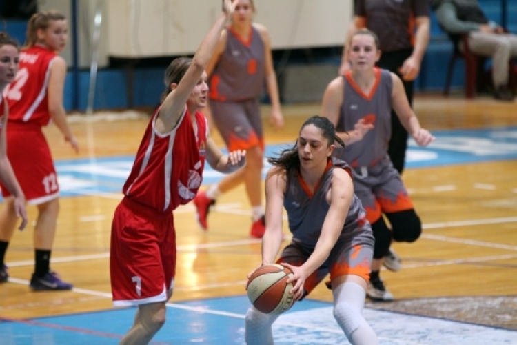 Ana Vojtulek i Martina Pandža Brnić pozvane u U19 Hrvatsku žensku košarkašku reprezentaciju